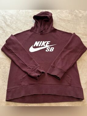 Nike SB Maroon Icon Pullover Hoodie - Men’s L